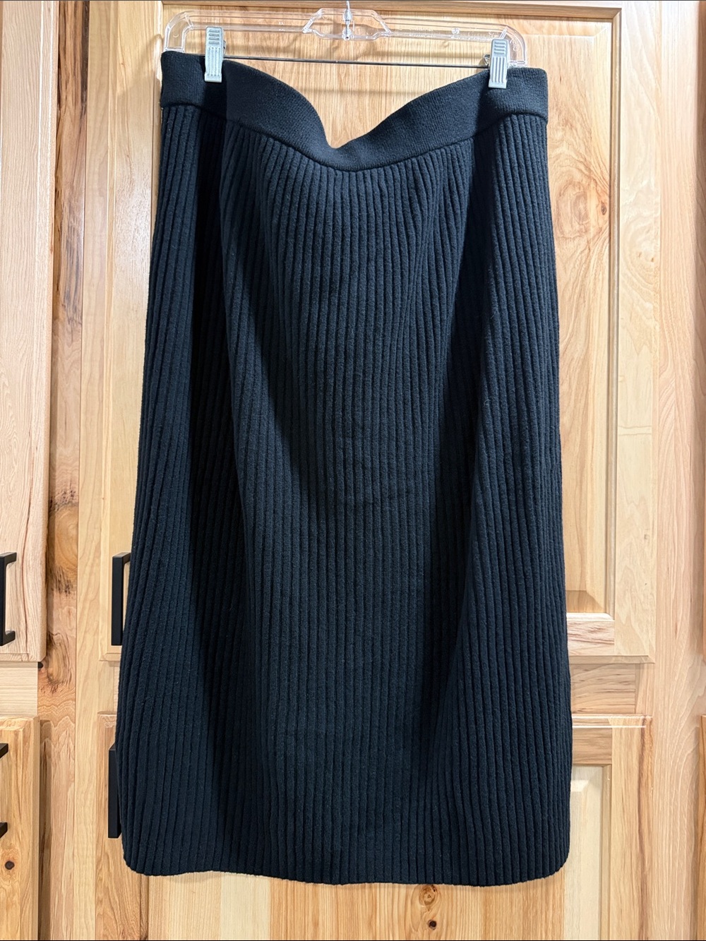 GAP Women’s Size XL Black Ribbed Stretch Minimalist Neutral Waist Midi Skirt